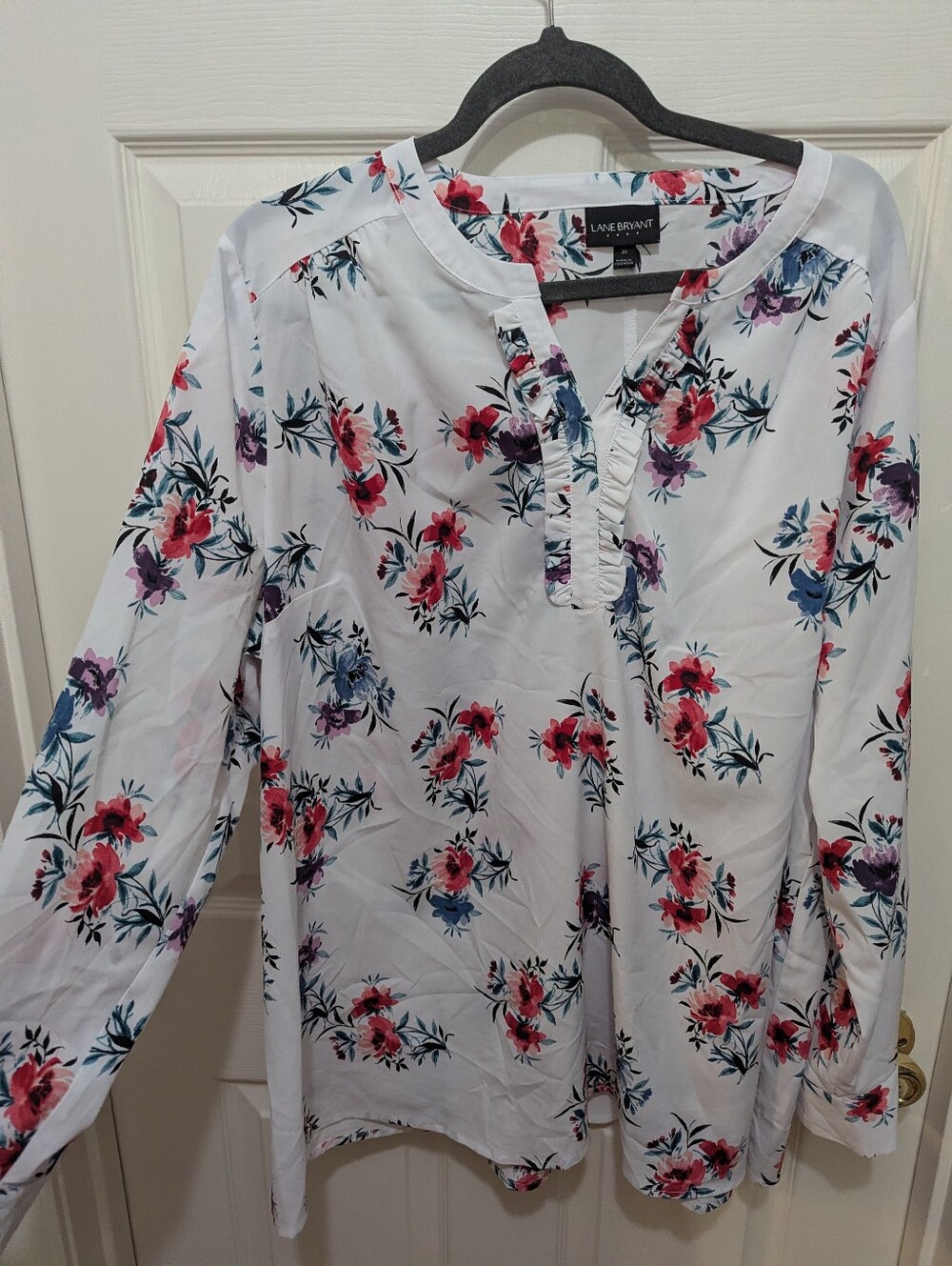 Lane Bryant White Floral Pullover Blouse with Red and Purple Blooms